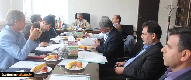 با حضور معاون نظارت و ارزیابی و تضمین کیفیت دانشگاه برگزار شد:

بررسی و تبیین شیوه نامه ارزیابی و انتخاب کارمند نمونه در دانشگاه فرهنگیان 2