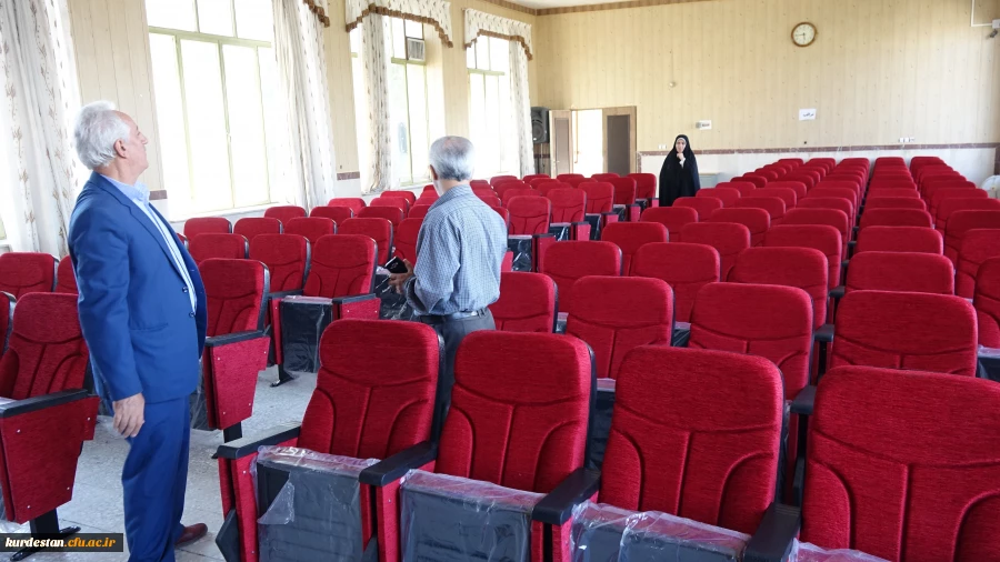 با حضور دکتر معروفی انجام شد:

راه اندازی و تجهیز سالن اجتماعات 130 نفری پردیس بنت الهدی صدر سنندج 2