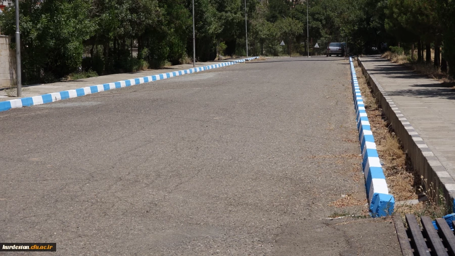 در راستای اقدامات عمرانی تابستان 96 انجام شدک

زیبا سازی و رنگ آمیزی فضای محیطی پردیس شهید مدرس و بنت الهدی صدر 2