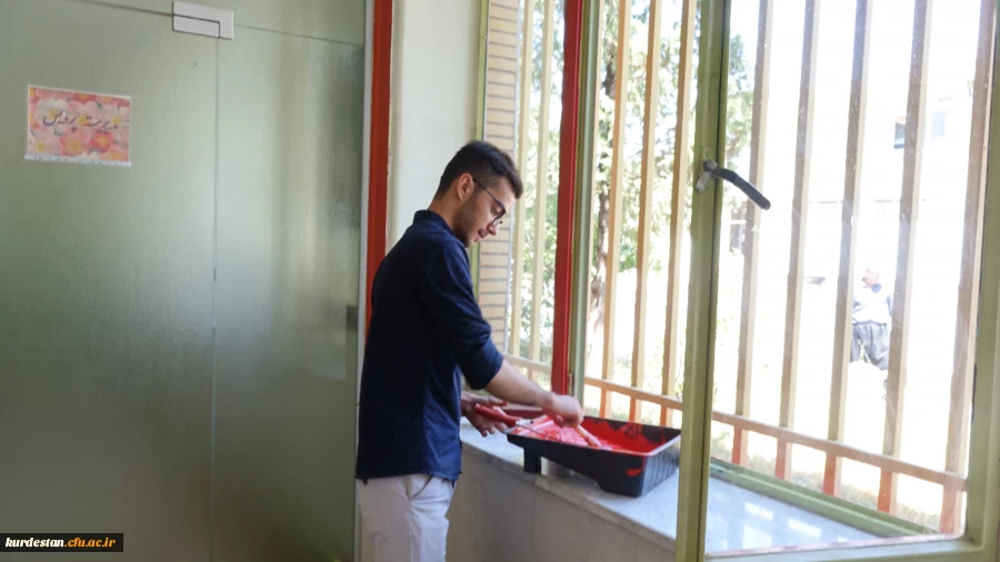 در راستای اقدامات عمرانی تابستان 96 انجام شدک

زیبا سازی و رنگ آمیزی فضای محیطی پردیس شهید مدرس و بنت الهدی صدر 6