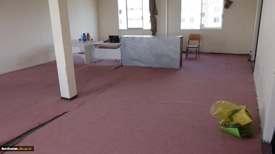 در راستای اقدامات عمرانی انجام شد: 

بازدید دکتر معروفی از مراحل پایانی موکت فرش خوابگاه های  پردیس شهید مدرس 7