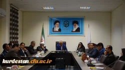 در مدیریت دانشگاه فرهنگیان کردستان برگزار شد:

جلسه هم اندیشی  اعضاء هیات علمی پردیس های استان با دکتر معروفی
 7