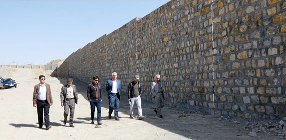 با حضور دکتر معروفی :

مراحل تحویل موقت دیوار محوطه دانشگاه فرهنگیان کردستان انجام شد
 2