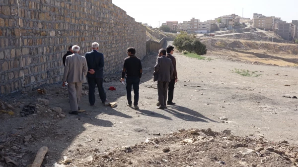 با حضور دکتر معروفی :

مراحل تحویل موقت دیوار محوطه دانشگاه فرهنگیان کردستان انجام شد
 2