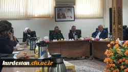 در دیدار روسای دانشگاه های استان کردستان با فرمانده سپاه بیت المقدس کردستان مطرح شد:

ما دانشگاهیان همه پاسدار هستیم 4
