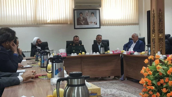 در دیدار روسای دانشگاه های استان کردستان با فرمانده سپاه بیت المقدس کردستان مطرح شد:

ما دانشگاهیان همه پاسدار هستیم 4