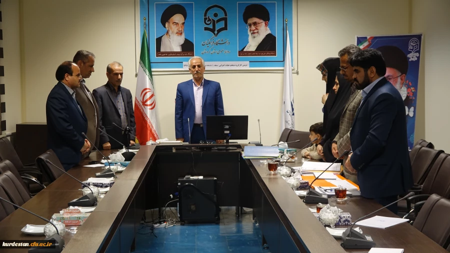 به میزبانی دانشگاه فرهنگیان استان کردستان برگزارشد:

دومین جلسه کارگروه تخصصی منتخب هیأت اجرایی منابع انسانی منطقه 10کشور 2