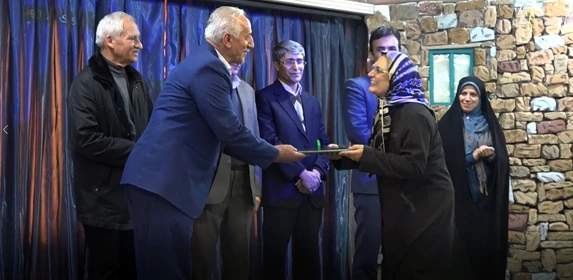 با سخنرانی پرفسور زهرا گویا:

دانشگاه فرهنگیان کردستان میزبان برجسته ترین چهره آموزش ریاضی ایران   2