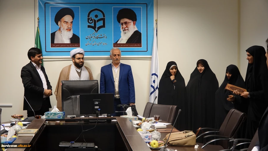 در مدیریت استانی برگزار شد:

سومین جلسه شورای فرهنگی اجتماعی مدیریت دانشگاه فرهنگیان کردستان 2