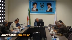 در مدیریت استانی برگزار شد:

چهارمین جلسه شورای نظارت دانشگاه فرهنگیان کردستان  4