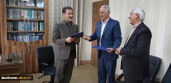 امضای تفاهم نامه مدارس وابسته به دانشگاه فرهنگیان کردستان