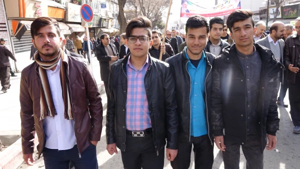 هم صدا با همه اقشار همیشه در صحنه ایران اسلامی:

دانشجو معلمان و اساتید دانشگاه فرهنگیان کردستان در راهپیمایی حماسی 22 بهمن شرکت کردند 9