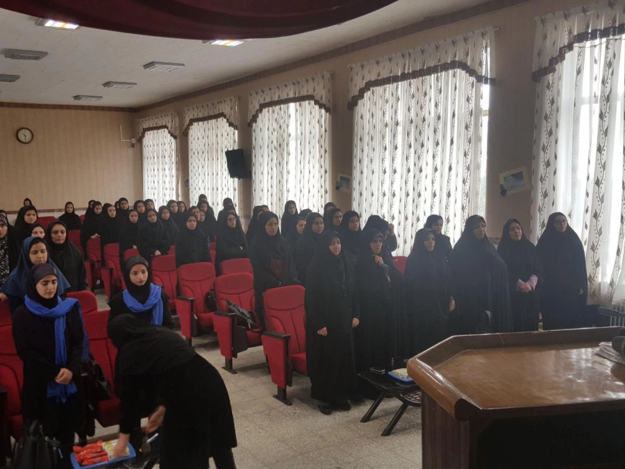 در پردیس بنت الهدی صدر سندج برگزار شد:

مراسم بزرگداشت روز زن 2