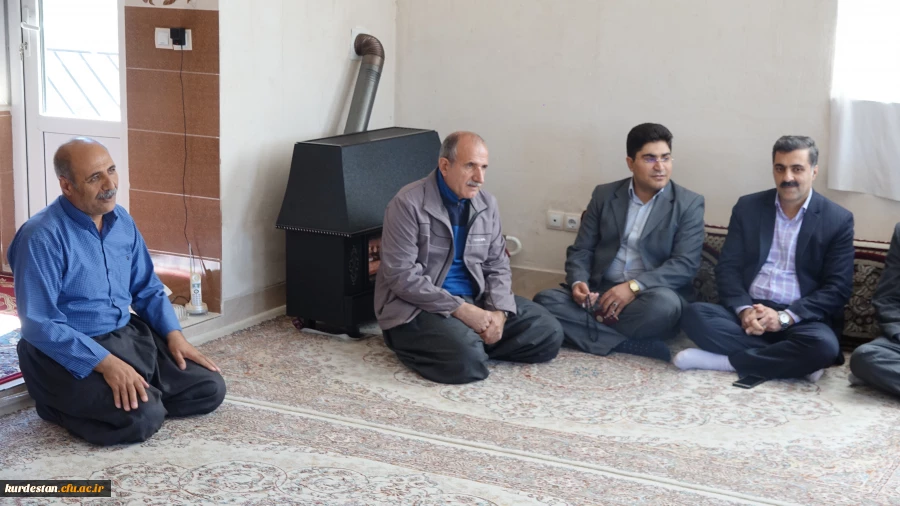 به مناست 22 اسفند روز شهدا انجام شد:

دیدار با خانواده شهدا دانشگاه فرهنگیان کردستان 5