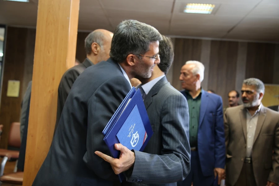 در سالن جلسات پردیس شهید مدرس سنندج برگزار شد:

تکریم و معارفه رییس حراست دانشگاه فرهنگیان استان کردستان 2