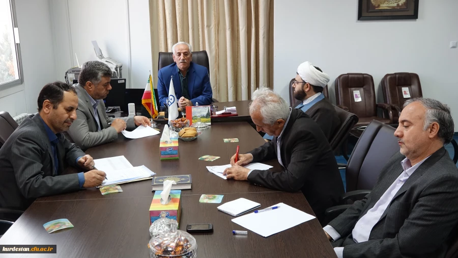 در مدیریت استانی برگزار شد:

اولین جلسه ستاد شاهد و ایثارگران مدیریت دانشگاه فرهنگیان استان کردستان
 3