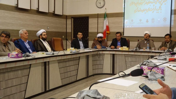 رییس دانشگاه فرهنگیان کردستان در سمینار بین المللی «آینده جهان در بستر تمدن نوین اسلامی با تکیه بر ظرفیت های ایران و اندونزی» عنوان کرد:

تدوین سند تحول بنیادین نظام آموزش و پرورش گامی بلند در راستای احیای تمدن اسلامی 2