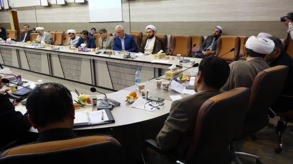 رییس دانشگاه فرهنگیان کردستان در سمینار بین المللی «آینده جهان در بستر تمدن نوین اسلامی با تکیه بر ظرفیت های ایران و اندونزی» عنوان کرد:

تدوین سند تحول بنیادین نظام آموزش و پرورش گامی بلند در راستای احیای تمدن اسلامی 2