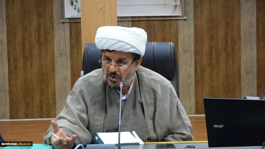 گزارش تصویری 

جلسه هم اندیشی با موضوع " اندیشه های امام (ره) 2