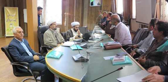 گزارش تصویری 

جلسه هم اندیشی با موضوع " اندیشه های امام (ره) 2