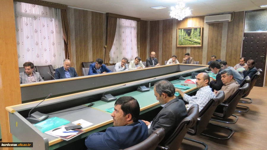 گزارش تصویری 

جلسه هم اندیشی با موضوع " اندیشه های امام (ره) 2