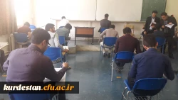 مسئولین مدیریت استانی دانشگاه فرهنگیان کردستان؛

از روند برگزاری امتحانات پایان ترم پردیس شهید مدرس کردستان بازدید به عمل آوردند.
 2