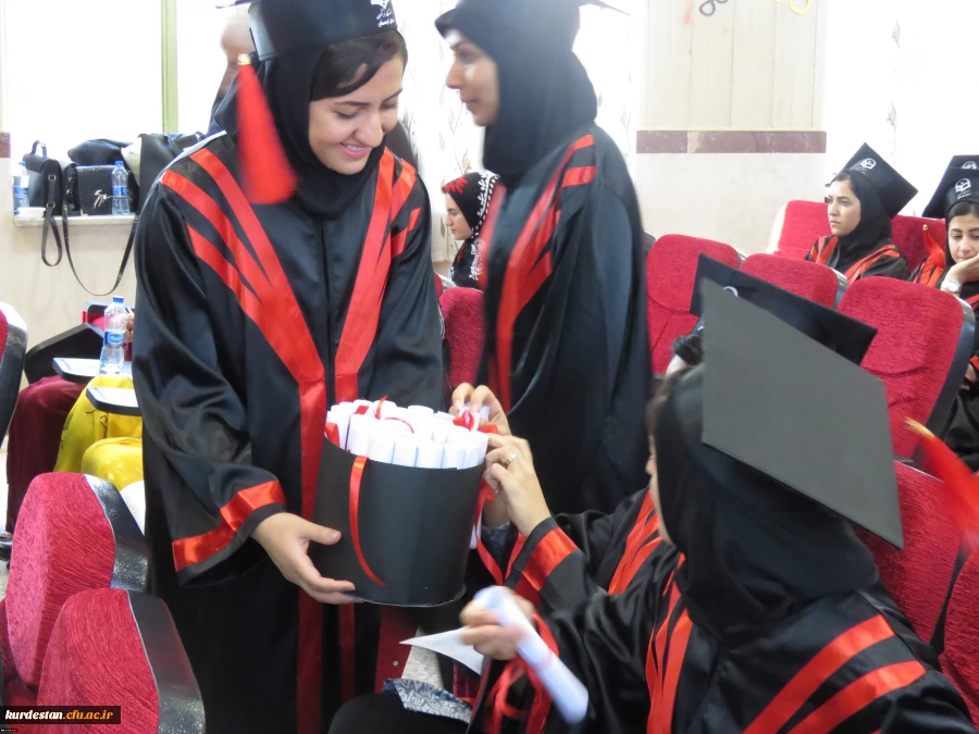 در پردیس بنت الهدی صدر برگزار شد:

جشن دانش آموختگی دانشجویان ورودی 93 دانشگاه فرهنگیان کردستان 9