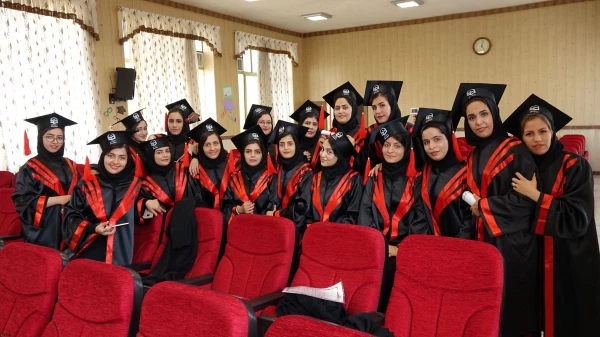 در پردیس بنت الهدی صدر برگزار شد:

جشن دانش آموختگی دانشجویان ورودی 93 دانشگاه فرهنگیان کردستان 14