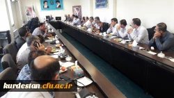 در سالن کنفرانس مدیریت امور پردیس های استان کردستان برگزار شد؛

جلسه هماهنگی با مصاحبه گران پذیرفته شدگان چند برابر ظرفیت آزمون استخدام پیمانی سال ۹۷ آموزش و پرورش استان کردستان 9