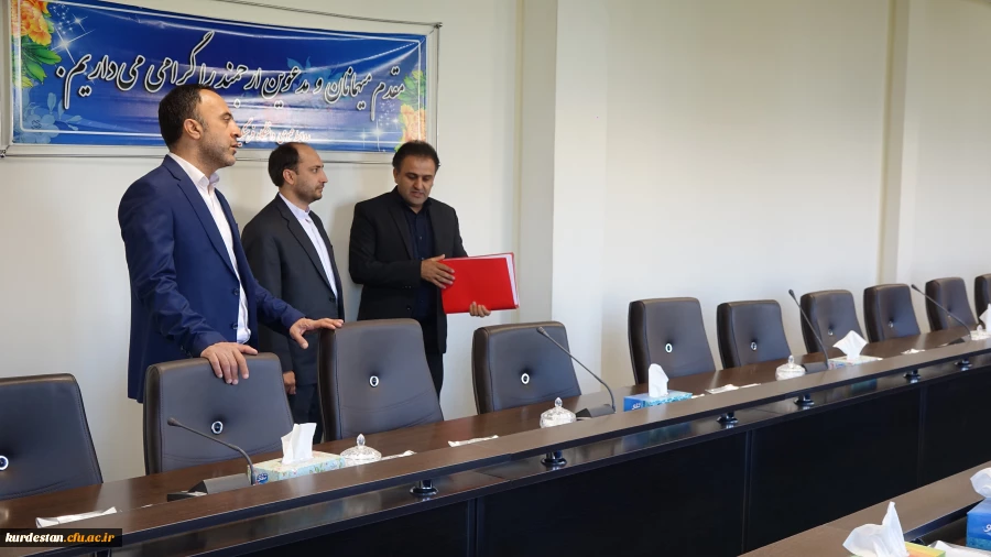 بازدید سرپرست مرکز هوشمند سازی از پردیس های دانشگاه فرهنگیان کردستان  6