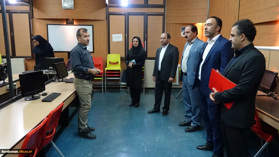 بازدید سرپرست مرکز هوشمند سازی از پردیس های دانشگاه فرهنگیان کردستان  8