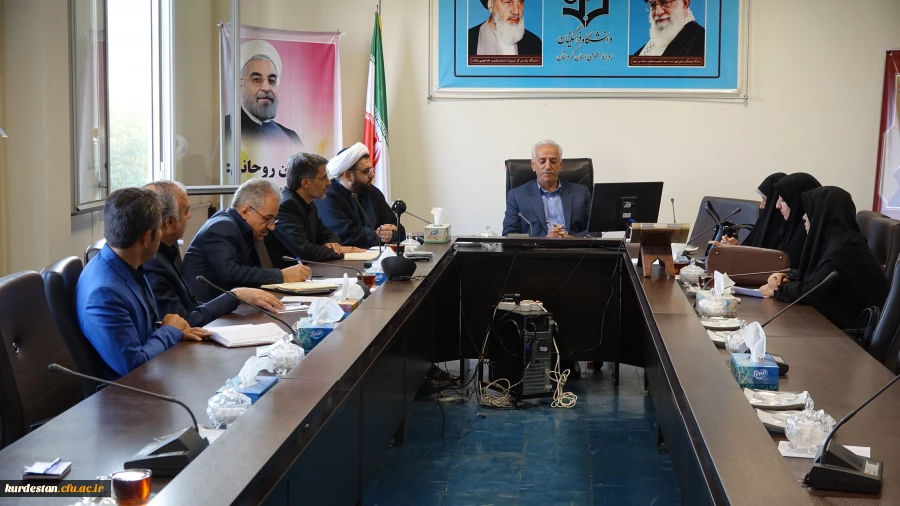 در مدیریت امور پردیس های دانشگاه فرهنگیان استان کردستان ؛ 

جلسه ستاد استقبال از نو معلمان ورودی مهر 97 برگزار شد. 
 4