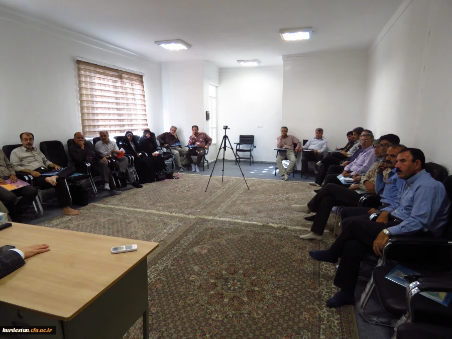 طی سفر سه روزه به شهرستان مریوان:

دومین دوره ضیافت اندیشه استادان دانشگاه فرهنگیان کردستان برگزار شد 3