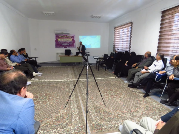 طی سفر سه روزه به شهرستان مریوان:

دومین دوره ضیافت اندیشه استادان دانشگاه فرهنگیان کردستان برگزار شد 5