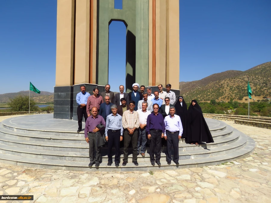 طی سفر سه روزه به شهرستان مریوان:

دومین دوره ضیافت اندیشه استادان دانشگاه فرهنگیان کردستان برگزار شد 10