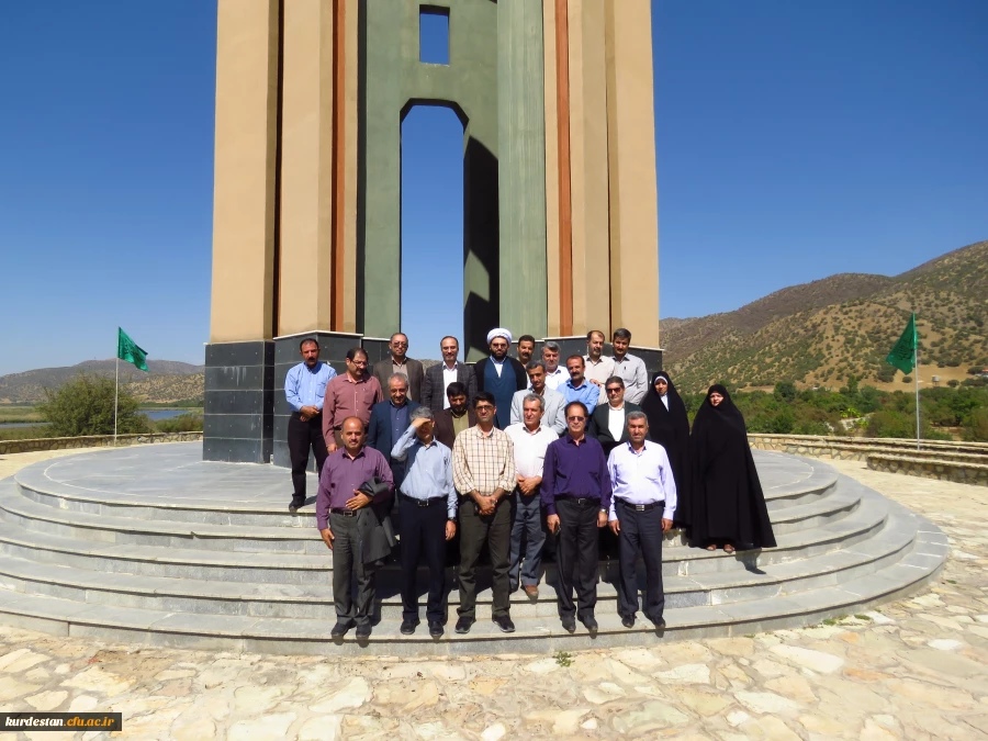 طی سفر سه روزه به شهرستان مریوان:

دومین دوره ضیافت اندیشه استادان دانشگاه فرهنگیان کردستان برگزار شد 11