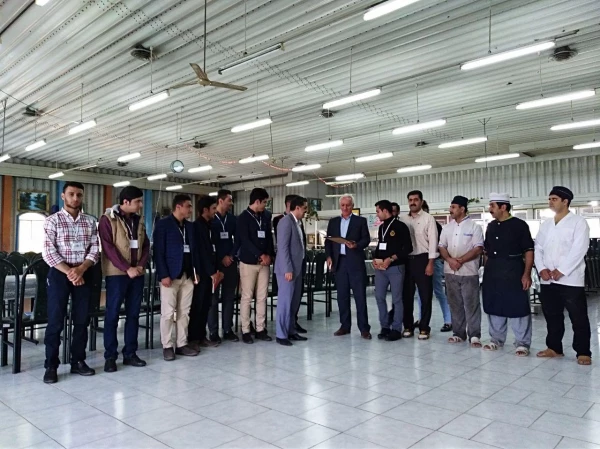 دبیران کانون های سلامت و ایرانگردی شهید مدرس سنندج

از تلاش های دکتر یحیی معروفی  مدیریت امور پردیس های کردستان تجلیل نمودند 2