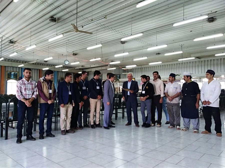 دبیران کانون های سلامت و ایرانگردی شهید مدرس سنندج

از تلاش های دکتر یحیی معروفی  مدیریت امور پردیس های کردستان تجلیل نمودند 2