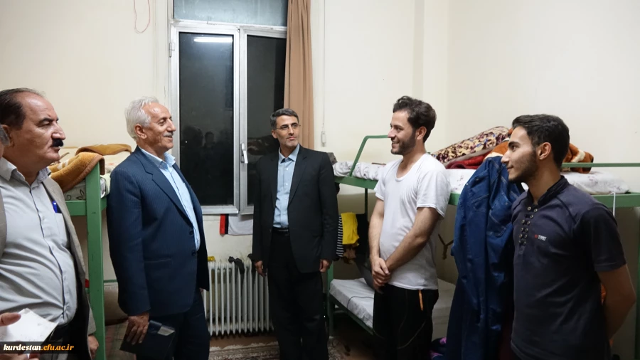 بازدید سر زده دکتر معروفی از سراهای دانشجویی پردیس شهید مدرس 10