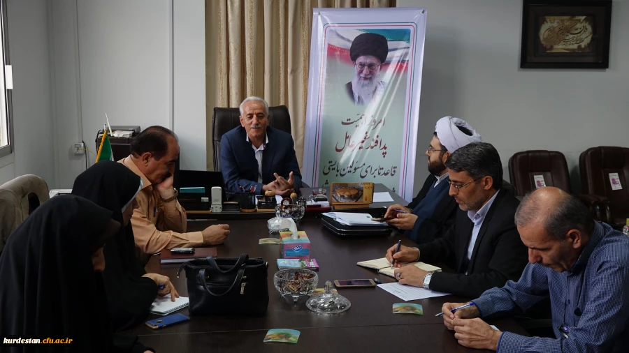 در مدیریت استانی برگزار شد؛ 

جلسه هم اندیشی برنامه های گرامیداشت پدافند غیر عامل 
 3