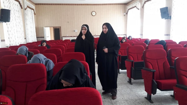 در پردیس بنت الهدی صدر برگزار شد؛

مسابقه کتابخوانی اصول و مبانی پدافند غیرعامل و اعلام نتایج 5