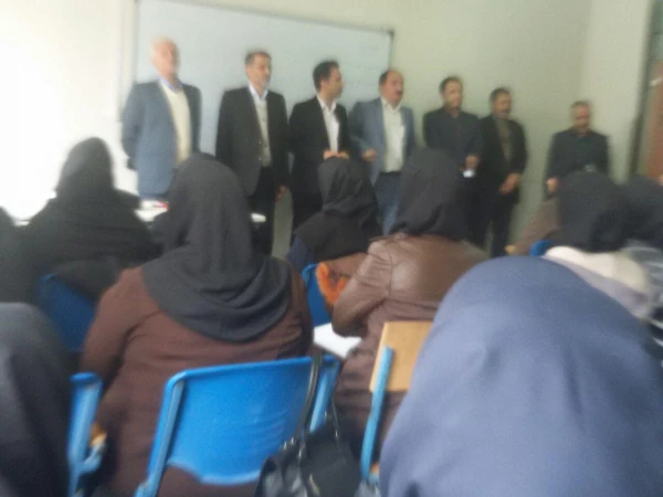 در دانشگاه فرهنگیان کردستان انجام شد:

بازدید دکتر معروفی از روند برگزاری کلاس های مهارت آموزی ماده 28 6