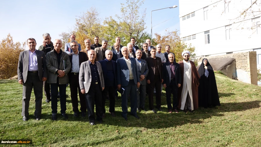 در راستای برنامه های نکو داشت یکصدمین سالگرد تربیت معلم برگزار شد:

نشست هم اندیشی با پیشکسوتان تربیت معلم استان کردستان 15