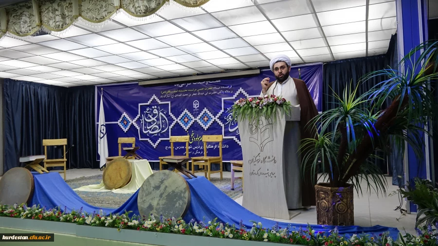 در پردیس شهید مدرس برگزار ش؛

برگزاری مراسم مولودی خوانی بمناسبت آغاز هفته وحدت 10