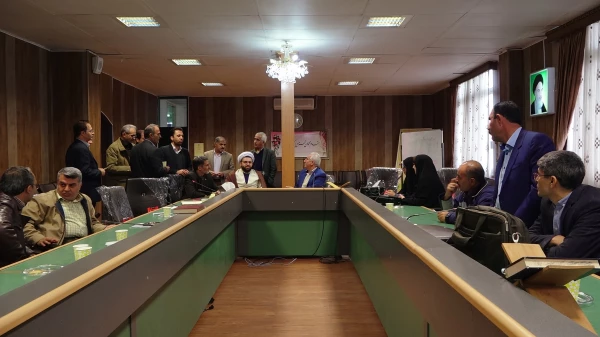 در سالن جلسات پردیس شهید مدرس برگزار شد:

انتخابات مدیران گروه های آموزشی پردیس های دانشگاه فرهنگیان استان کردستان 5