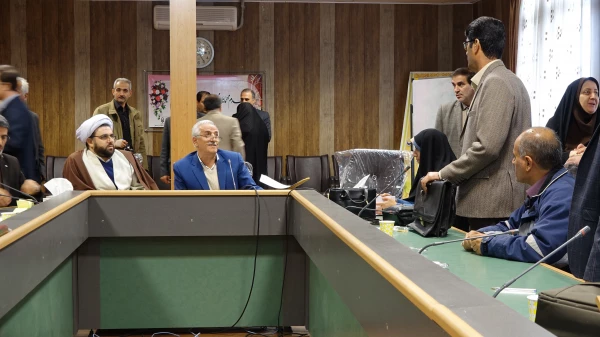 در سالن جلسات پردیس شهید مدرس برگزار شد:

انتخابات مدیران گروه های آموزشی پردیس های دانشگاه فرهنگیان استان کردستان 6