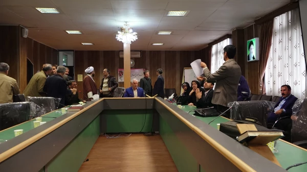 در سالن جلسات پردیس شهید مدرس برگزار شد:

انتخابات مدیران گروه های آموزشی پردیس های دانشگاه فرهنگیان استان کردستان 7