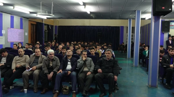 در پردیس شهید مدرس برگزار شد؛

گزارش مصور مراسم با شکوه 16 آذر روز دانشجو در دانشگاه فرهنگیان استان کردستان  13