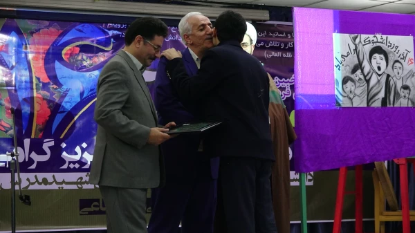 در پردیس شهید مدرس برگزار شد؛

گزارش مصور مراسم با شکوه 16 آذر روز دانشجو در دانشگاه فرهنگیان استان کردستان  20