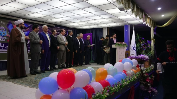 در پردیس شهید مدرس برگزار شد؛

گزارش مصور مراسم با شکوه 16 آذر روز دانشجو در دانشگاه فرهنگیان استان کردستان  25